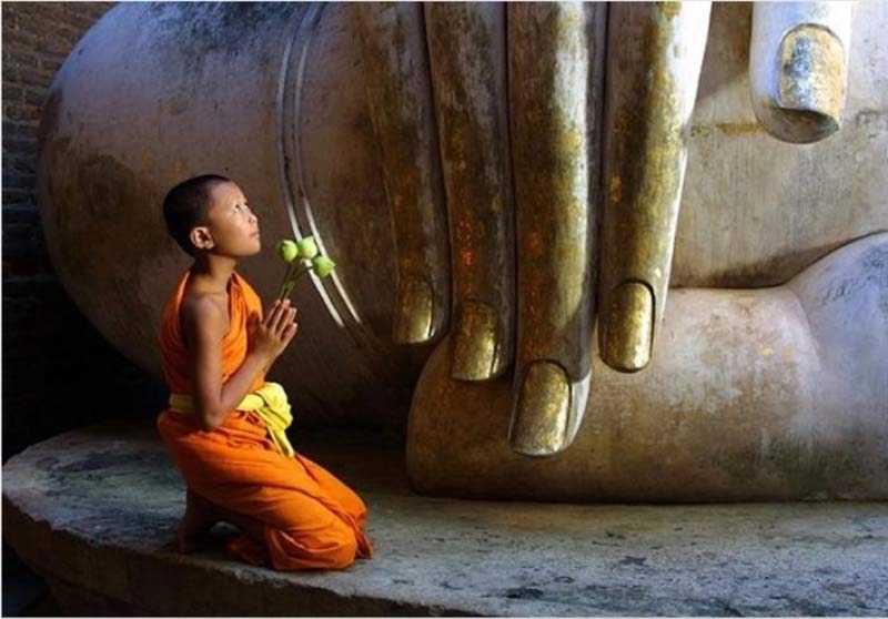 Nằm mơ lạy Phật Quan Âm